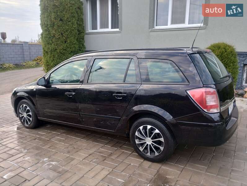 Универсал Opel Astra 2009 в Кременце
