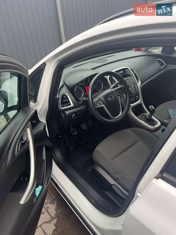 Универсал Opel Astra 2012 в Днепре фото 2 Универсал Opel Astra 2012 в Днепре