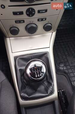 Універсал Opel Astra 2008 в  фото 11 Універсал Opel Astra 2008 в