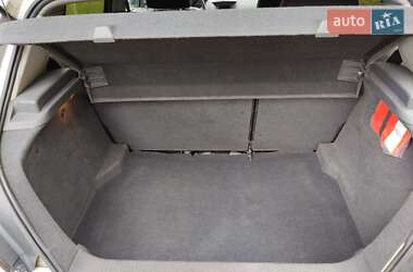 Хетчбек Opel Astra 2005 в 