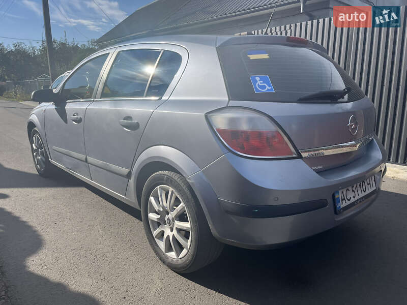 Хетчбек Opel Astra 2004 в Луцьку фото 4 Хетчбек Opel Astra 2004 в Луцьку