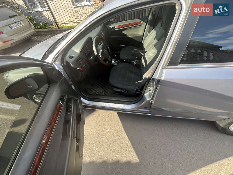 Хетчбек Opel Astra 2004 в Луцьку фото 6 Хетчбек Opel Astra 2004 в Луцьку
