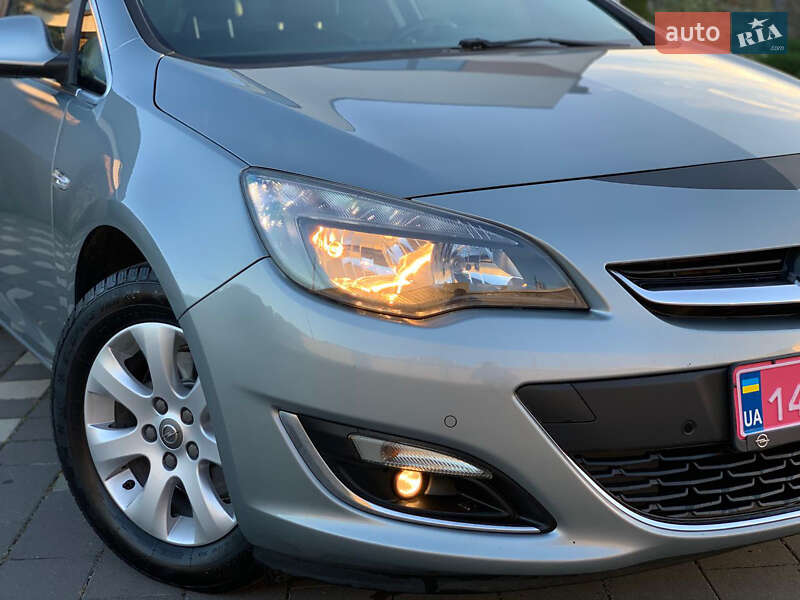 Opel Astra 2015