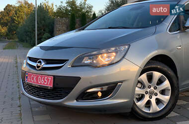 Универсал Opel Astra 2015 в 