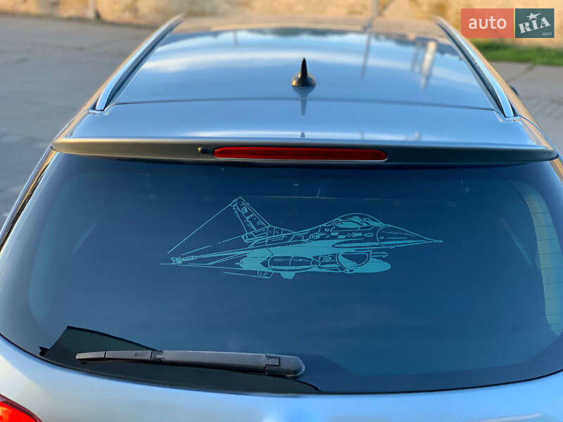 Универсал Opel Astra 2015 в Стрые