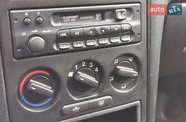 Седан Opel Astra 2001 в 