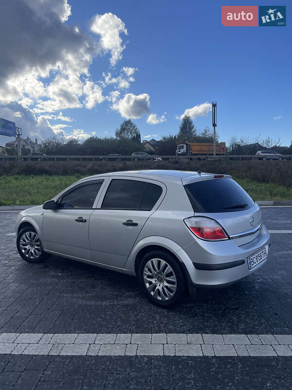 Opel Astra 2005 Opel Astra 2005