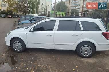 Универсал Opel Astra 2006 в  фото 5 Универсал Opel Astra 2006 в