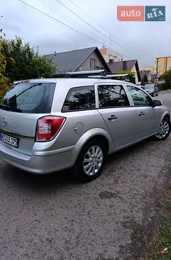 Универсал Opel Astra 2009 в 