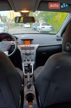 Универсал Opel Astra 2009 в 