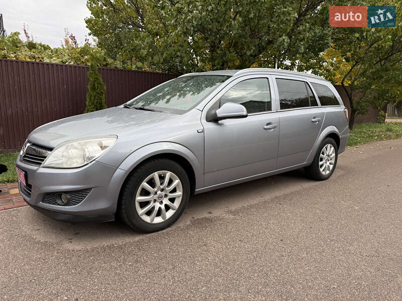 Универсал Opel Astra 2009 в Борисполе