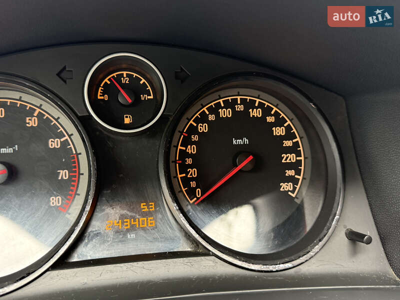 Универсал Opel Astra 2009 в Борисполе