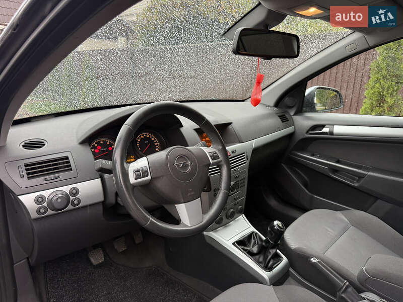 Универсал Opel Astra 2009 в Борисполе