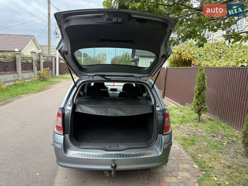 Универсал Opel Astra 2009 в Борисполе