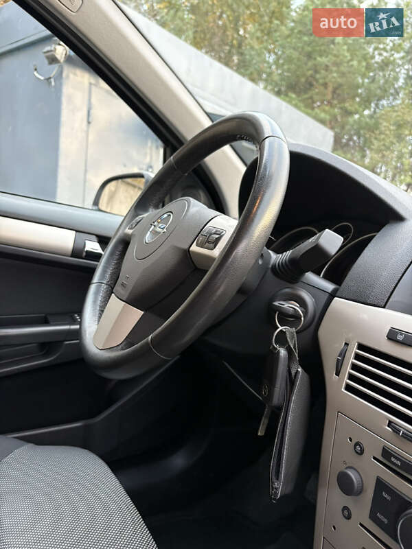 Универсал Opel Astra 2009 в Белой Церкви