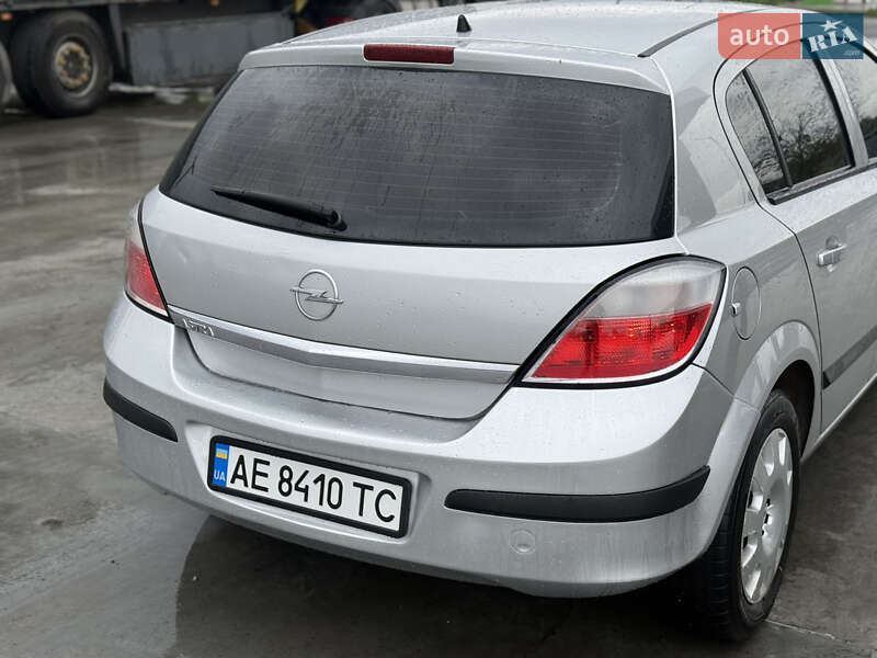 Хэтчбек Opel Astra 2004 в Новом Буге фото 6 Хэтчбек Opel Astra 2004 в Новом Буге