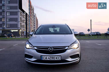 Универсал Opel Astra 2018 в 