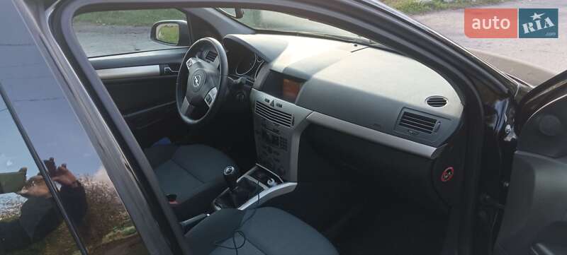 Хэтчбек Opel Astra 2007 в Умани фото 4 Хэтчбек Opel Astra 2007 в Умани
