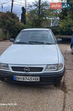 Хетчбек Opel Astra 1995 в Арцизові