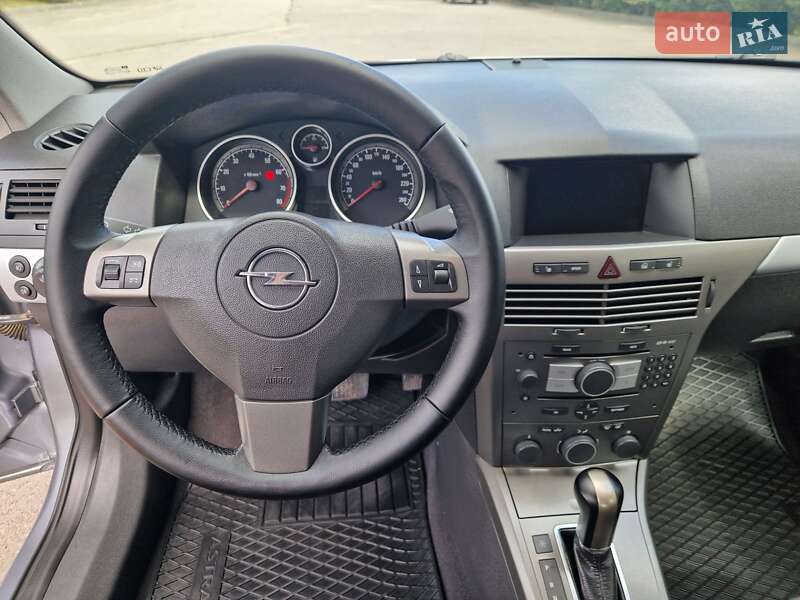 Хэтчбек Opel Astra 2005 в Тернополе фото 41 Хэтчбек Opel Astra 2005 в Тернополе