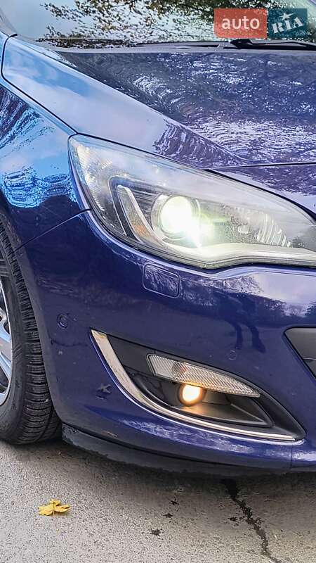 Универсал Opel Astra 2014 в Ужгороде фото 8 Универсал Opel Astra 2014 в Ужгороде