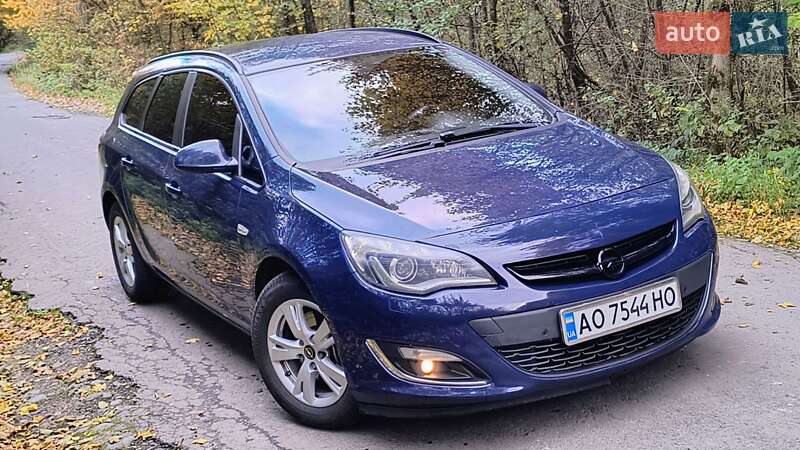 Универсал Opel Astra 2014 в Ужгороде фото 10 Универсал Opel Astra 2014 в Ужгороде