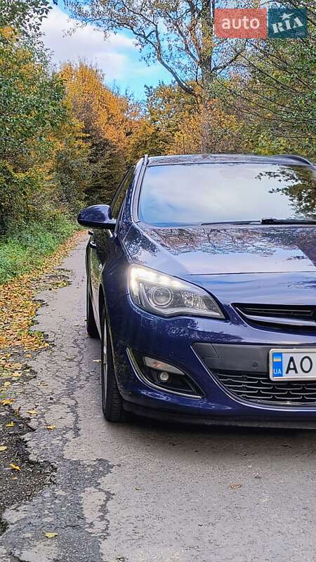 Универсал Opel Astra 2014 в Ужгороде фото 14 Универсал Opel Astra 2014 в Ужгороде