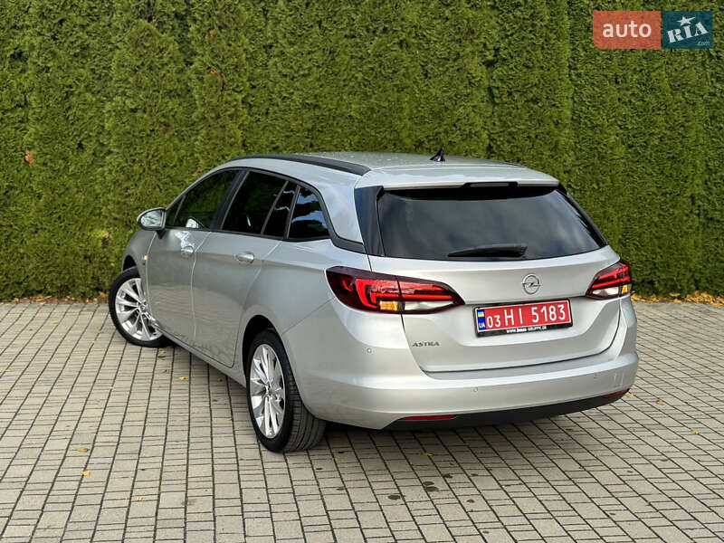 Универсал Opel Astra 2019 в Львове