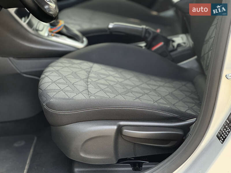 Универсал Opel Astra 2019 в Львове