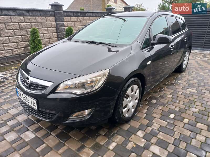 Універсал Opel Astra 2012 в Рівному фото 8 Універсал Opel Astra 2012 в Рівному