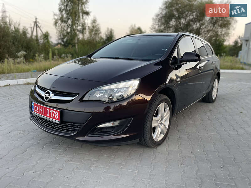 Opel Astra 2014