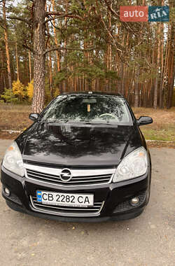 Хэтчбек Opel Astra 2008 в Ромнах