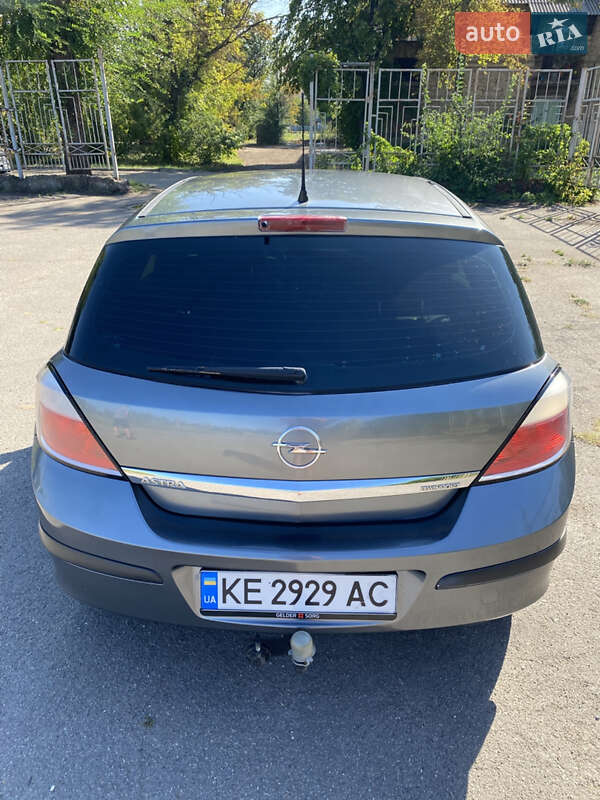 Хетчбек Opel Astra 2006 в Кривому Розі фото 5 Хетчбек Opel Astra 2006 в Кривому Розі