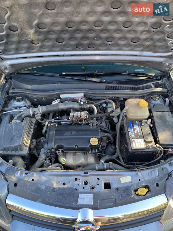 Хетчбек Opel Astra 2006 в Кривому Розі фото 10 Хетчбек Opel Astra 2006 в Кривому Розі