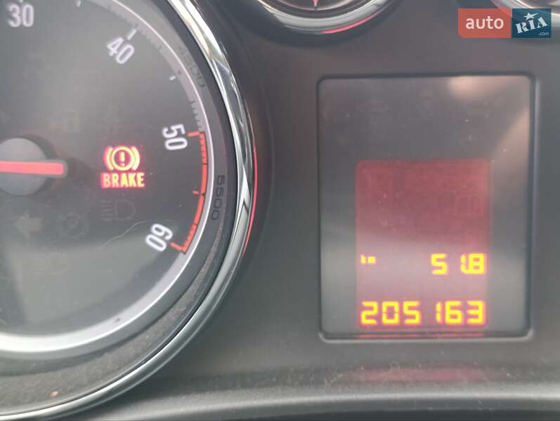 Универсал Opel Astra 2011 в Днепре фото 2 Универсал Opel Astra 2011 в Днепре