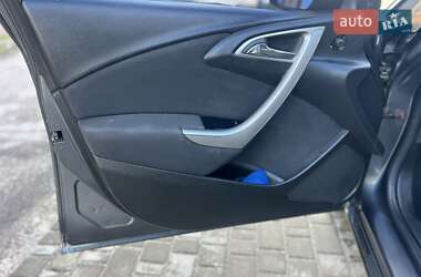 Універсал Opel Astra 2011 в  фото 8 Універсал Opel Astra 2011 в