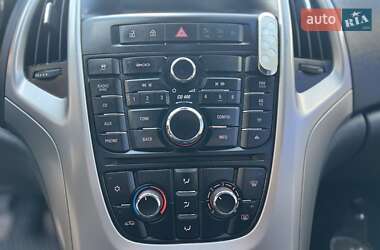 Універсал Opel Astra 2011 в  фото 17 Універсал Opel Astra 2011 в
