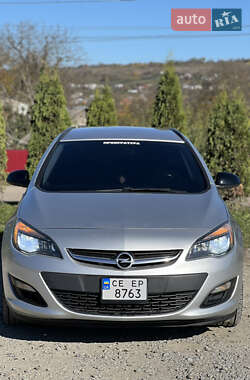 Универсал Opel Astra 2013 в Черновцах