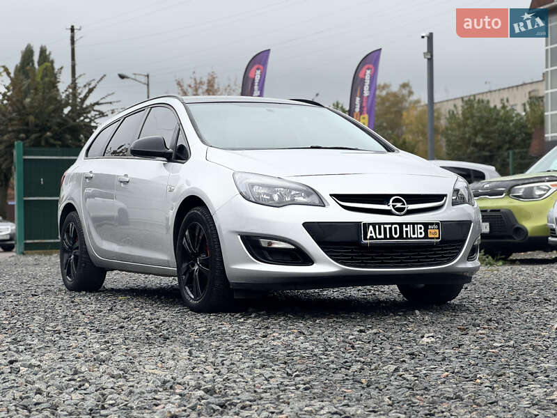 Універсал Opel Astra 2013 в Бердичеві
