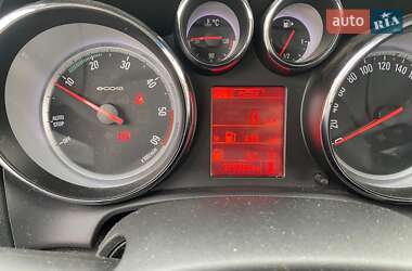 Хетчбек Opel Astra 2012 в  фото 6 Хетчбек Opel Astra 2012 в