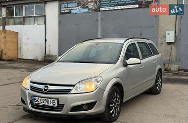Универсал Opel Astra 2008 в 