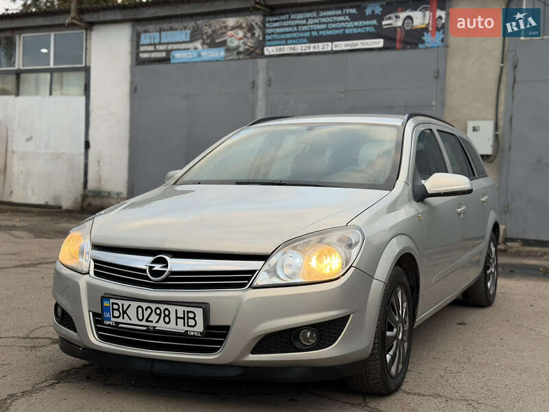 Універсал Opel Astra 2008 в Рівному фото 14 Універсал Opel Astra 2008 в Рівному
