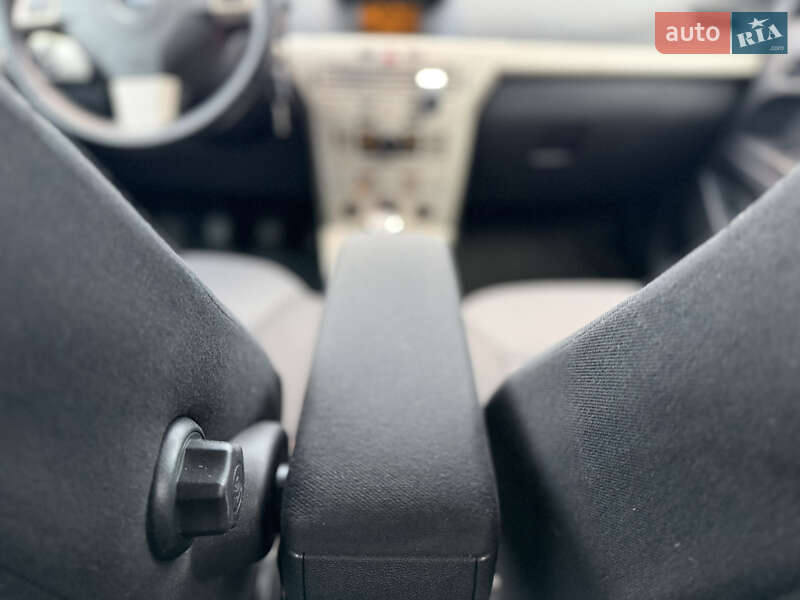 Універсал Opel Astra 2008 в Рівному фото 36 Універсал Opel Astra 2008 в Рівному
