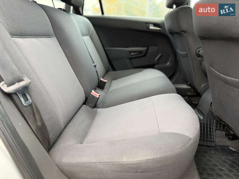 Універсал Opel Astra 2008 в Рівному фото 53 Універсал Opel Astra 2008 в Рівному