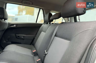 Универсал Opel Astra 2008 в 