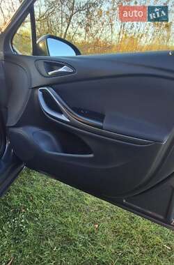 Універсал Opel Astra 2016 в  фото 24 Універсал Opel Astra 2016 в
