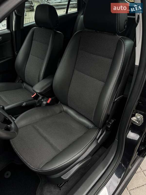 Универсал Opel Astra 2010 в Черкассах