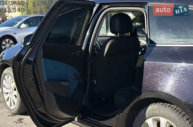 Універсал Opel Astra 2010 в  фото 44 Універсал Opel Astra 2010 в