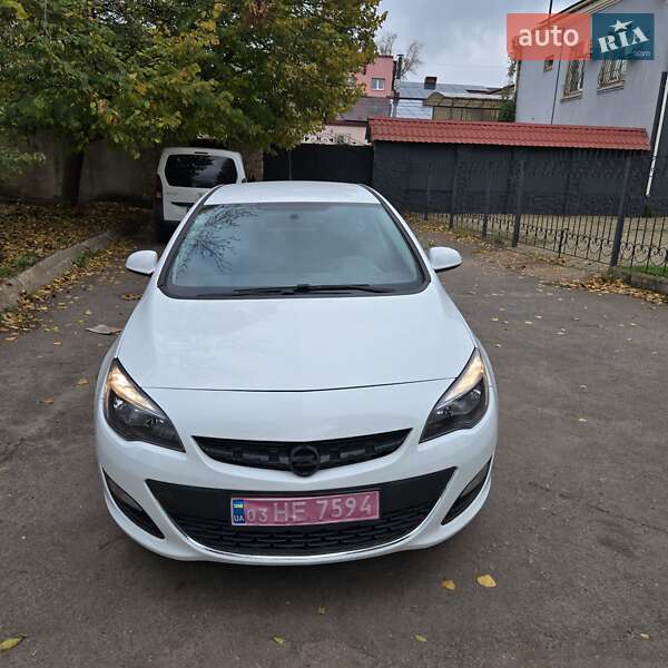 Хэтчбек Opel Astra 2017 в Кривом Роге