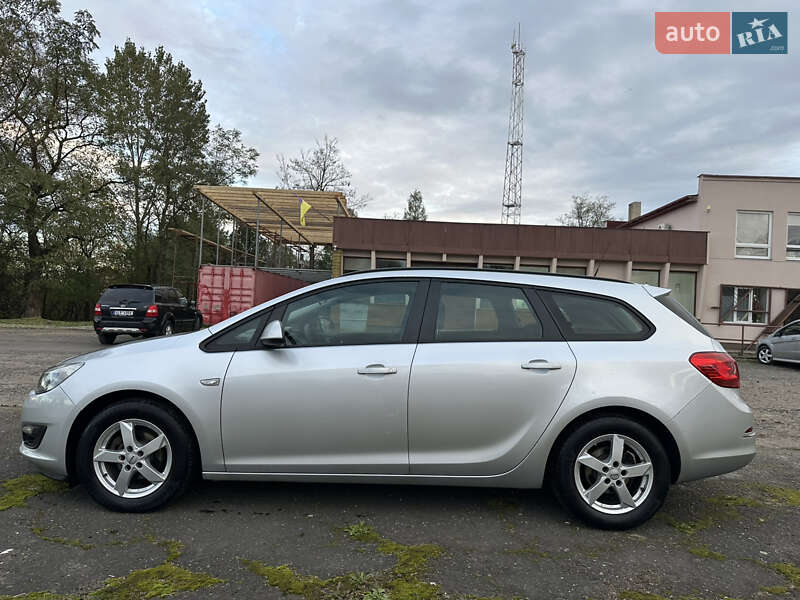 Универсал Opel Astra 2012 в Рожнятове